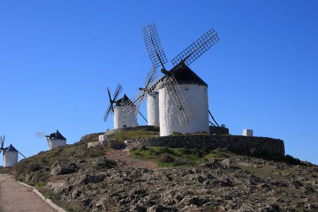 Consuegro, ветряные мельницы Дон Кихота
